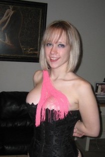 , 25  female escort, lethbridge