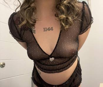 Ivory, 24 Mixed female escort, Lethbridge