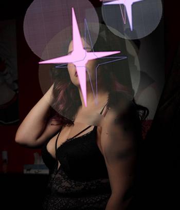 Piper LuxXx, 28 Mixed female escort, Lethbridge