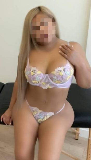 Rose NEW 2 LETHBRIDGE, 27 Mixed female escort, Lethbridge